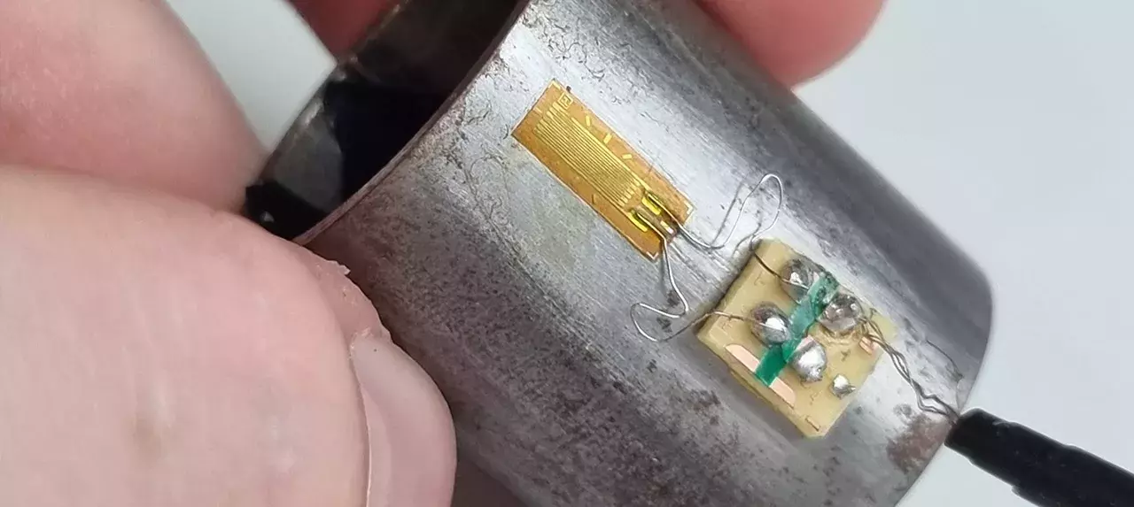 Strain Gauge Media